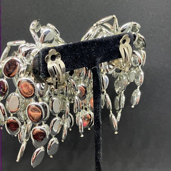 Vintage 80s 90s Silver Bead Clip-on Statement Earrings - Picture 4 of 5